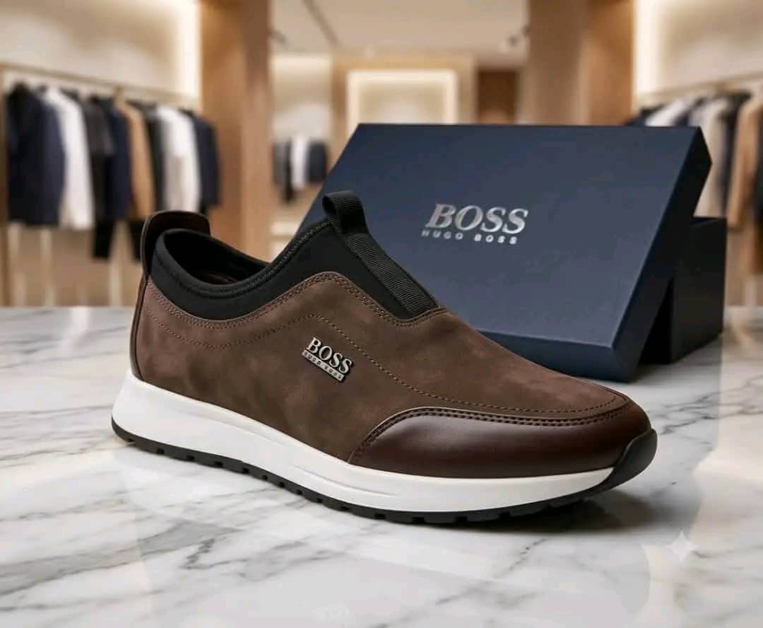 Boss sneakers Suede (fully boxed)