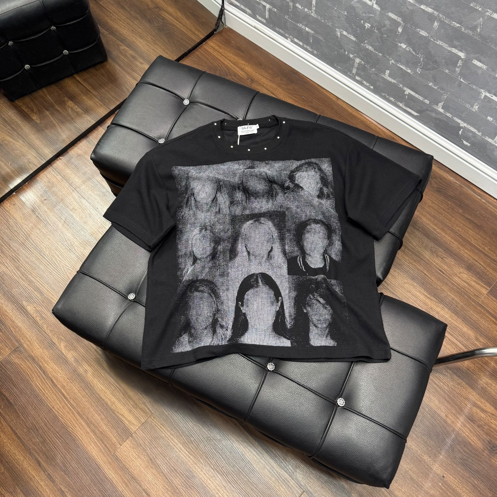 *51 Hip-Hop 'GLA JADE' Cross Slogan Print Waffle Texture Visual-Style Retro 2000s Streetwear Short Sleeve T-Shirt* 🥶🥶   *Available in store 🏬