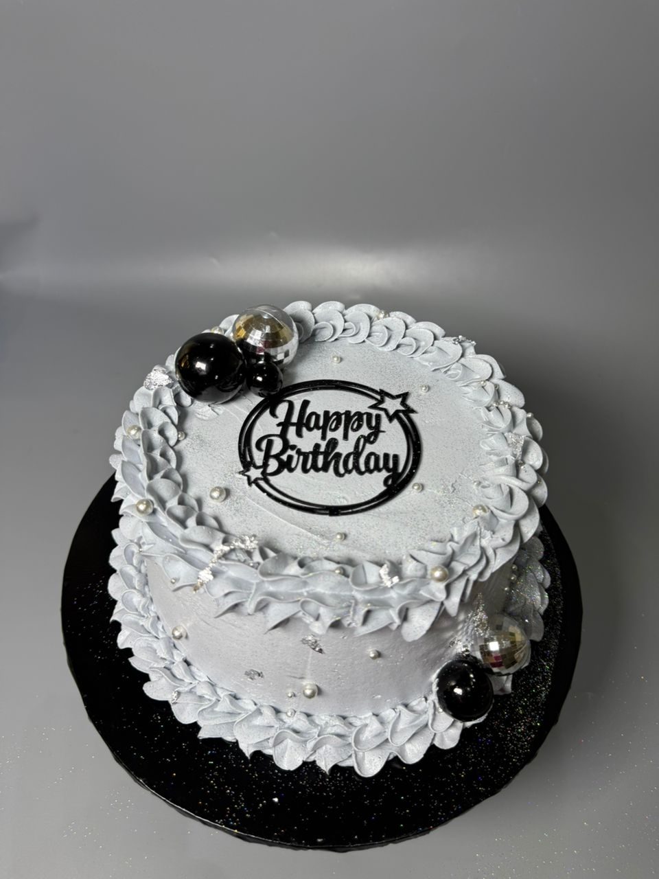 Cake: 8 inches 1 Layer