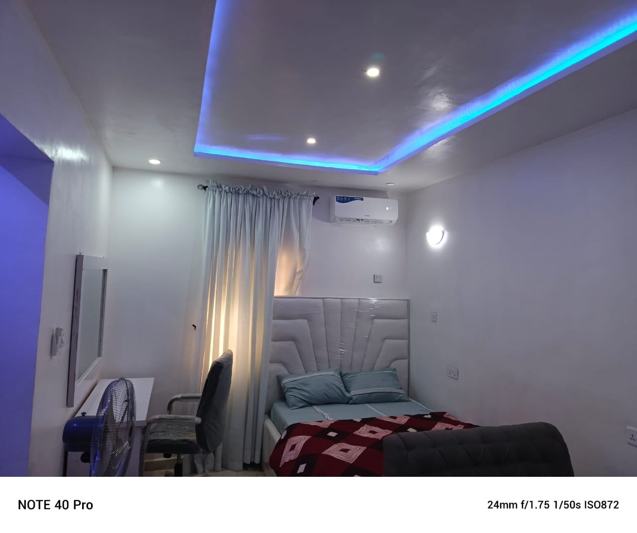 Self contain  1 bedroom