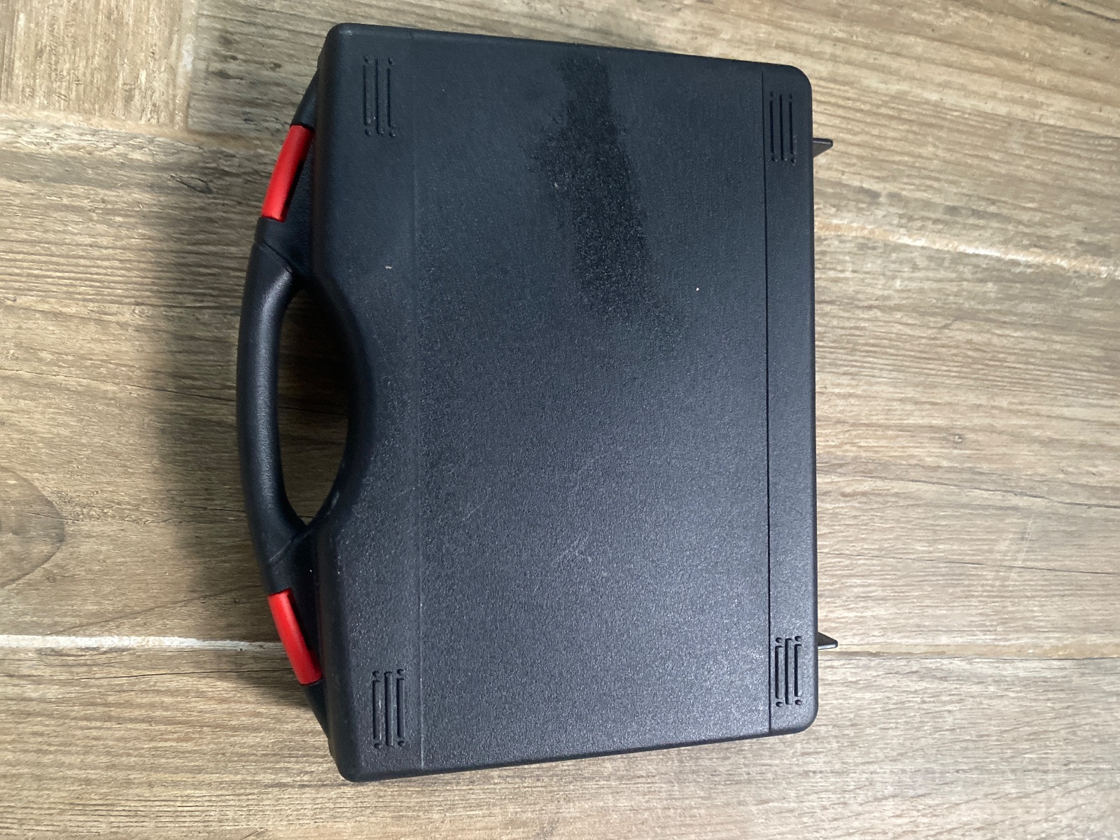 Electrical Muscle Stimulator(EMS)
