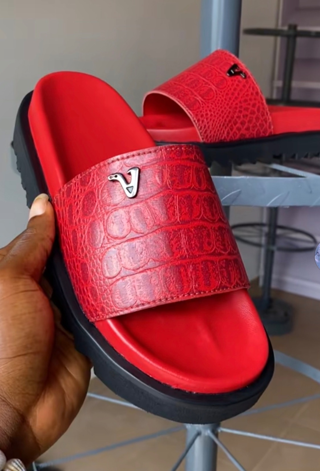 Mann footwear