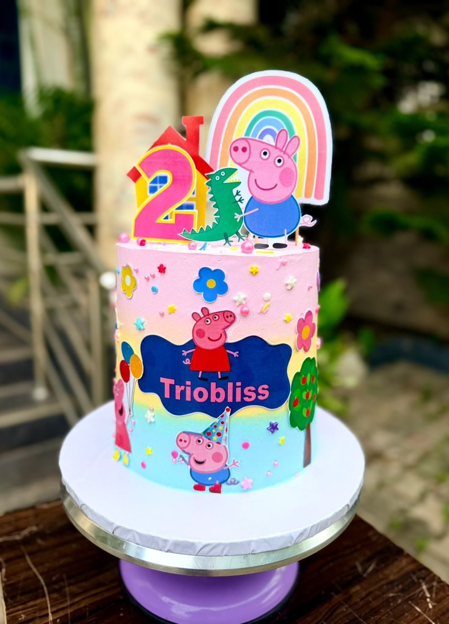 8 inches Cake of 3 layers