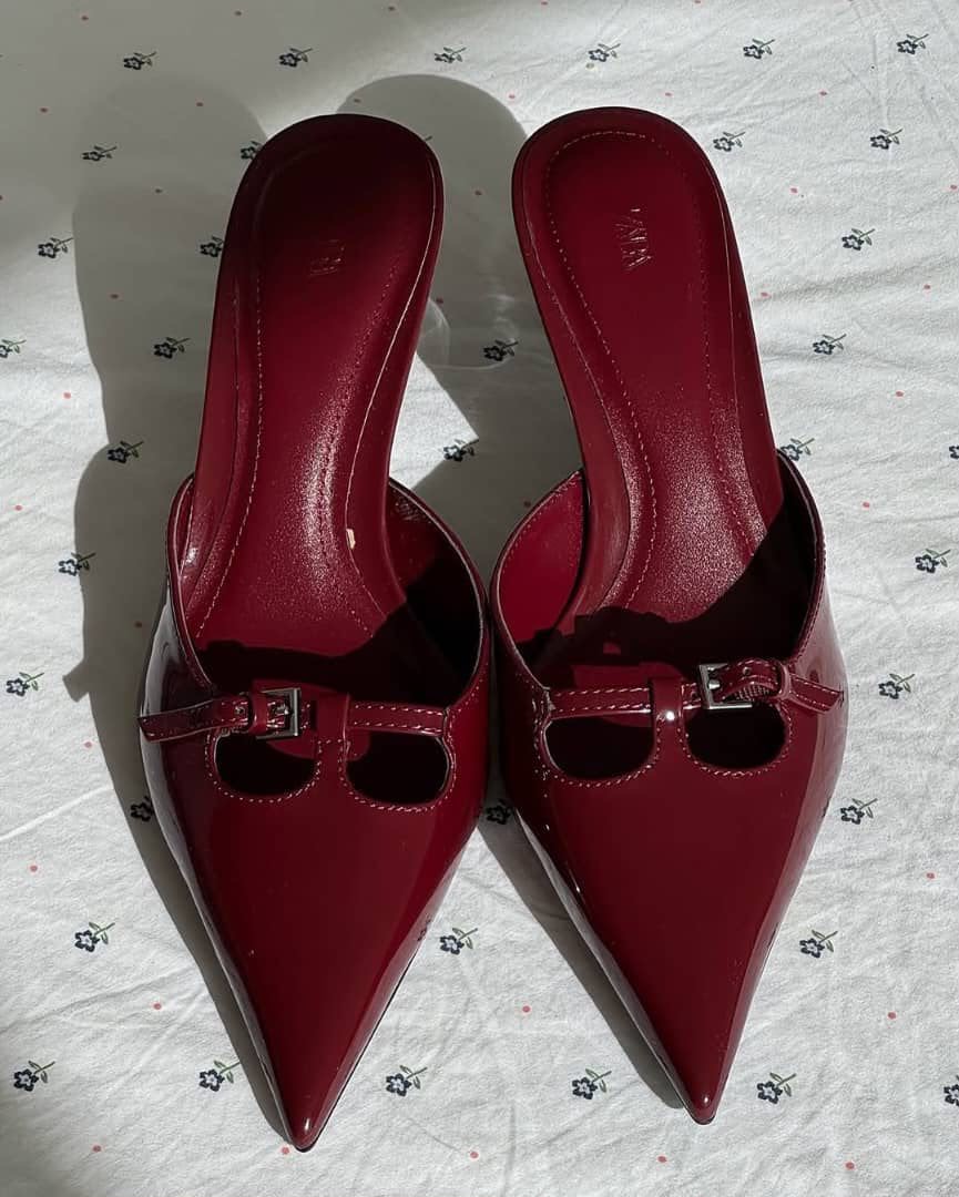 HALF -SHOE