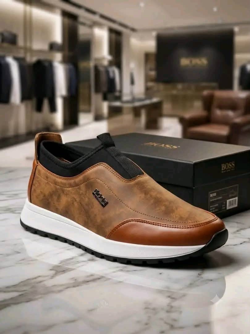 Boss sneakers BOXED